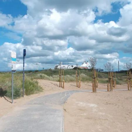 Дом отдыха Les Troenes *