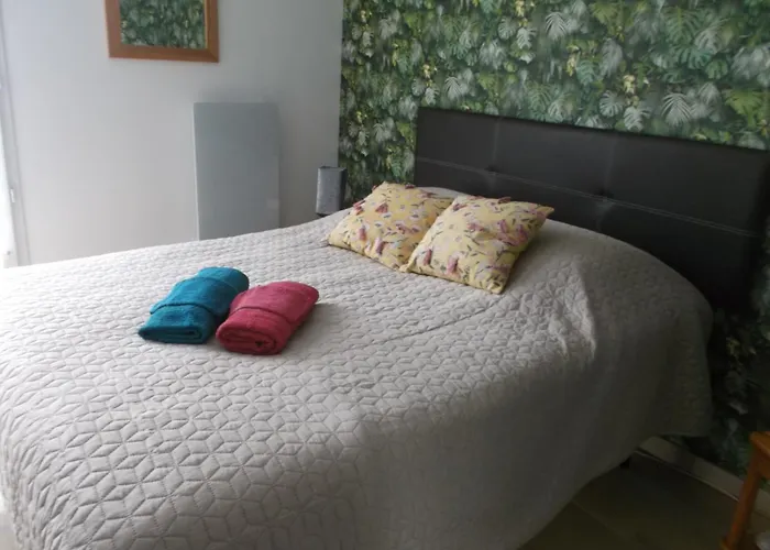 Les Troenes 위스트르앙