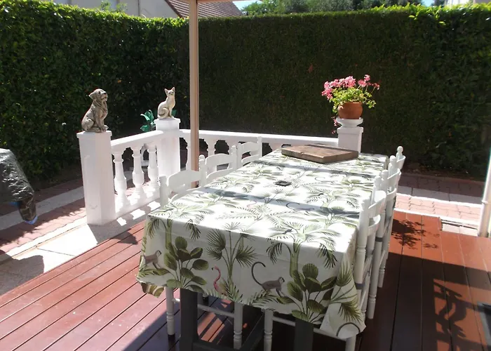 Les Troenes * Ouistreham